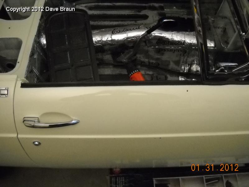 MGB1970/Restoration/Body/Doors and Windows/Installing exterior window